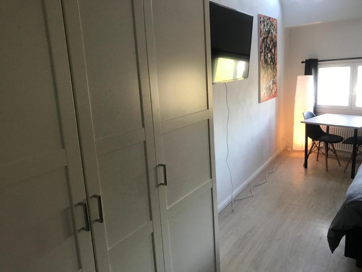 Barones Van Ginneken Tweepersoonskamer Breda Exterior foto